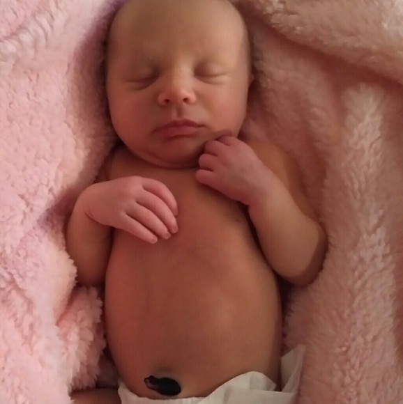 Meet your Posher, Kimberly - Picture 2 of 4