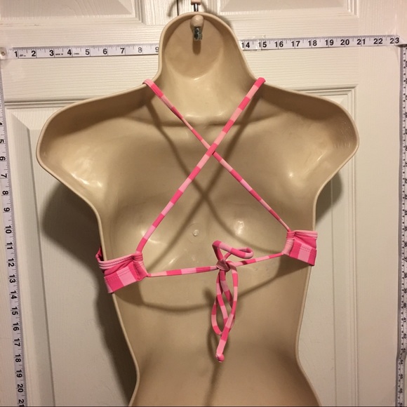 ❌SOLD❌ pink bikini top - Picture 2 of 2