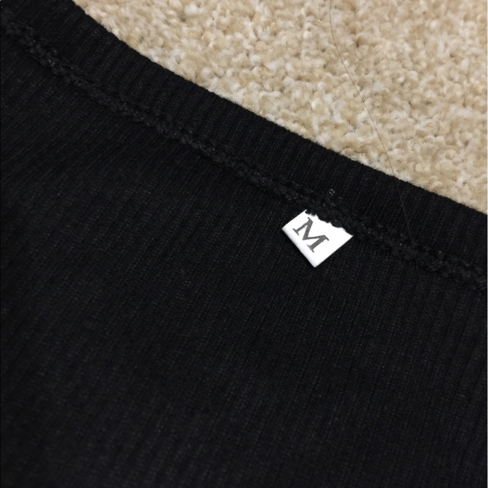 Deep V Button Front - Picture 3 of 5