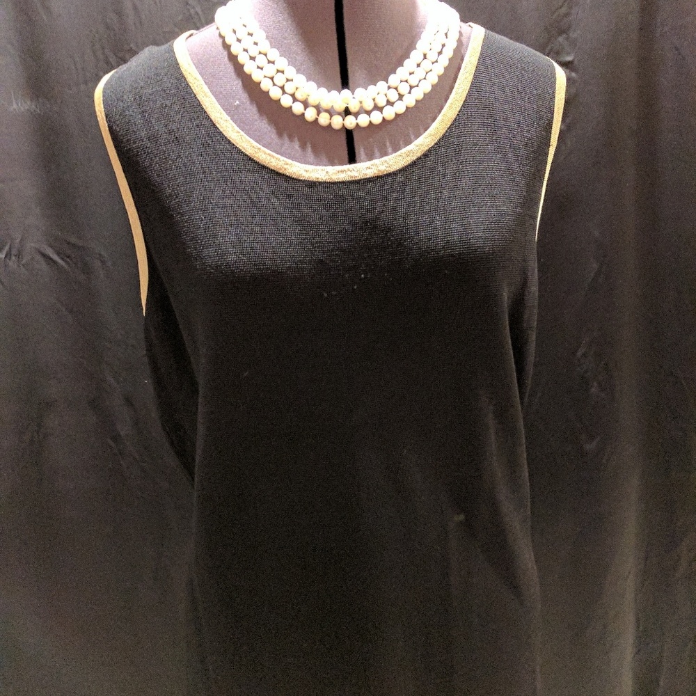 Doncaster black knit top NWOT