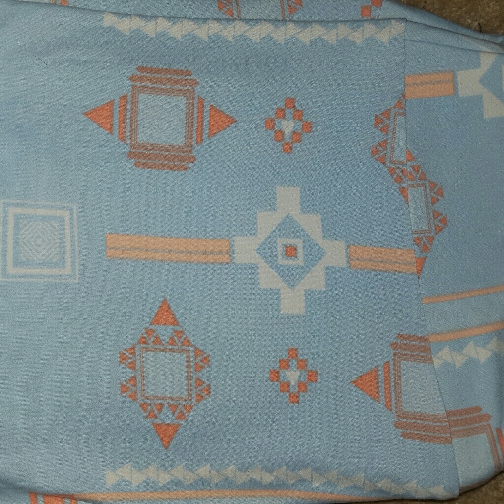 Lularoe Leggings TC Tall and Curvy