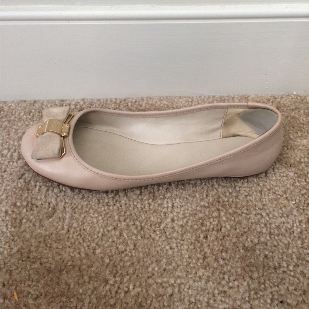 Shoes - Picture 3 of 3
