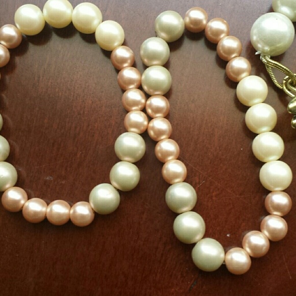 Three bracelets - Picture 3 of 3