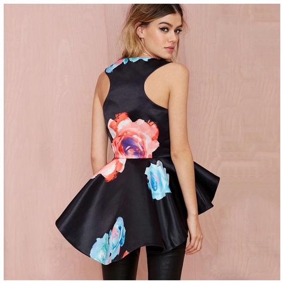 Dramatic Floral High Low Peplum Top - Picture 4 of 13