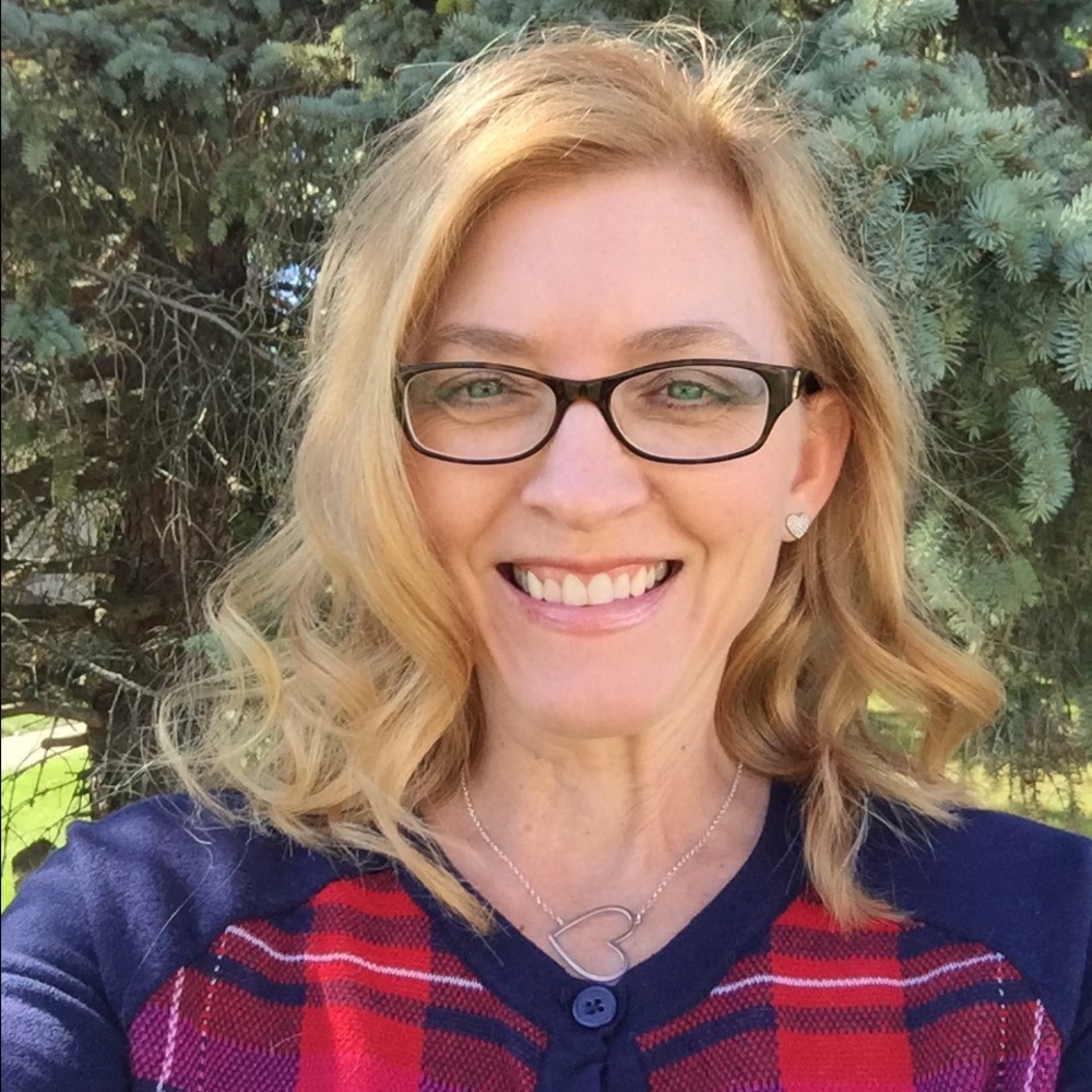 Meet your Posher, Julie