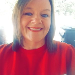 Meet your Posher, Delina