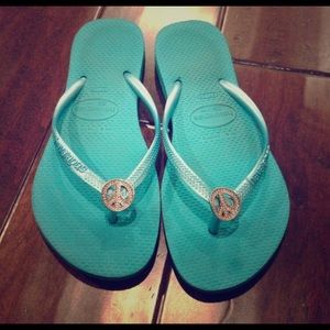 Havaiana Flip Flops with crystal peace sign