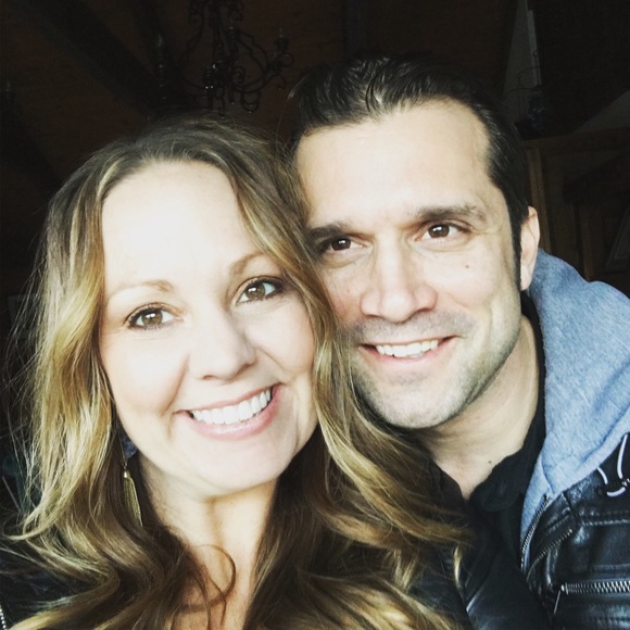 Meet your Posher, Janna - Picture 2 of 2