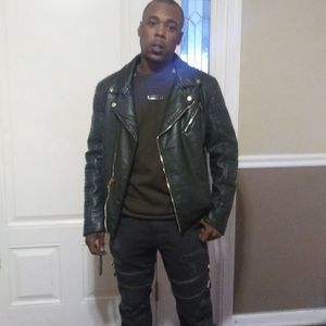 Meet your Posher, Ricky