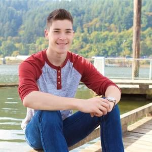 Meet your Posher, Caleb