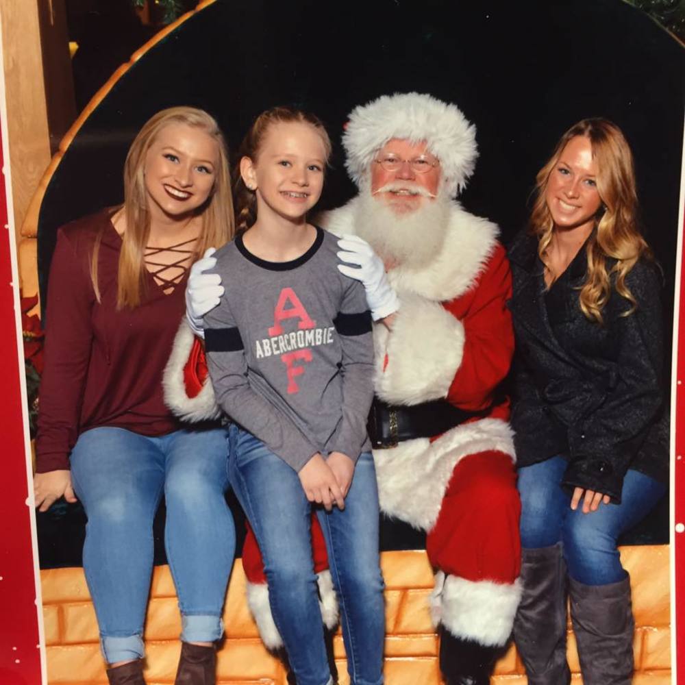 Meet your Posher, Dena