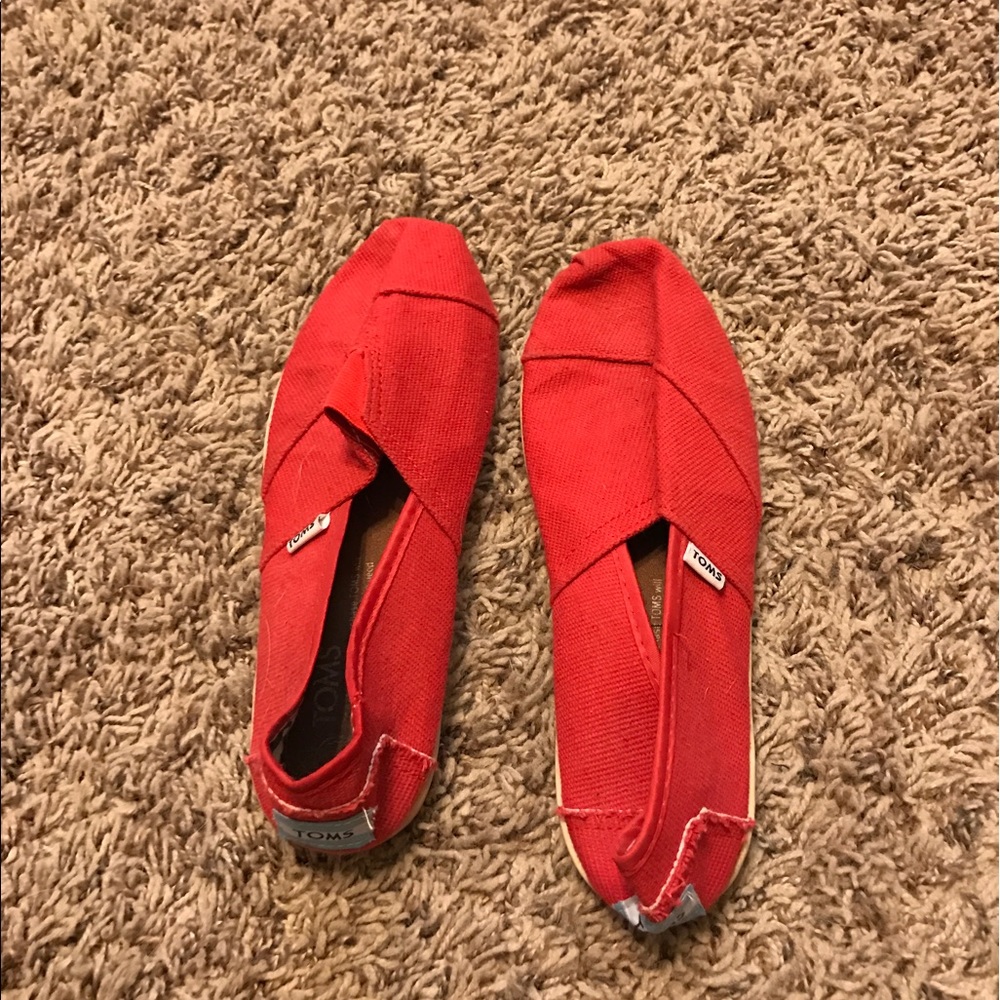 Red Toms