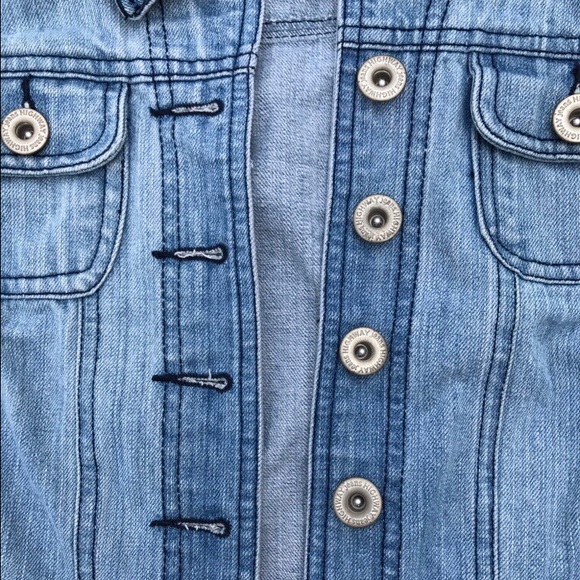 Jean jacket - Picture 2 of 4