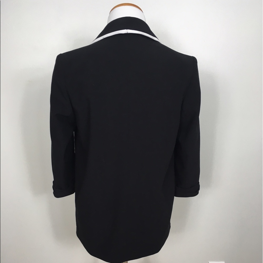 Forever 21 black with white piping work blazer - Picture 4 of 5