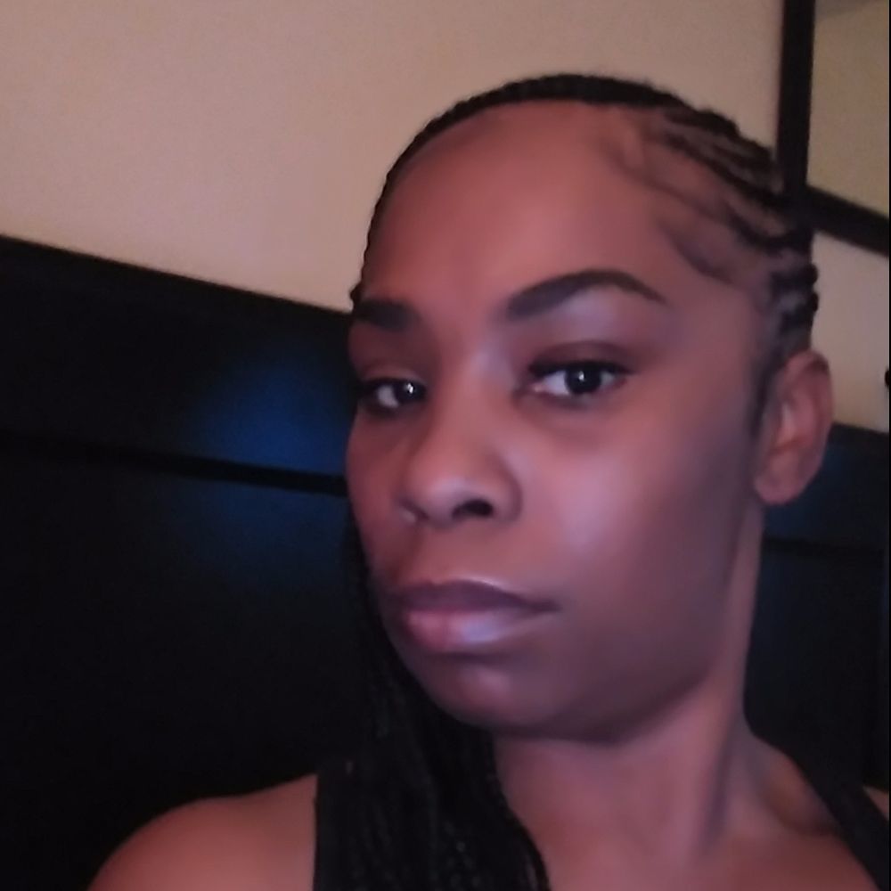 Meet your Posher, Quantina