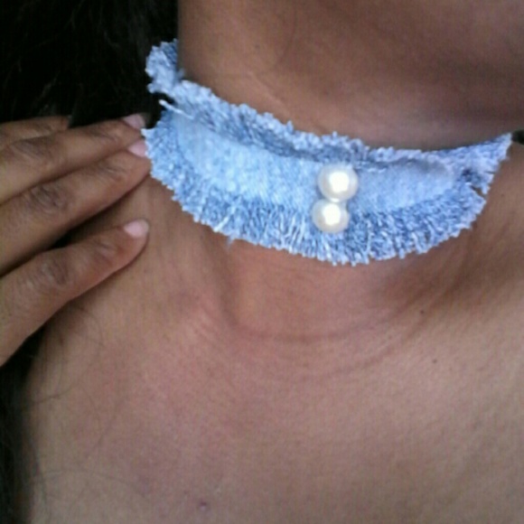 3/$25 🍨choker🍨Easy open - Picture 3 of 5