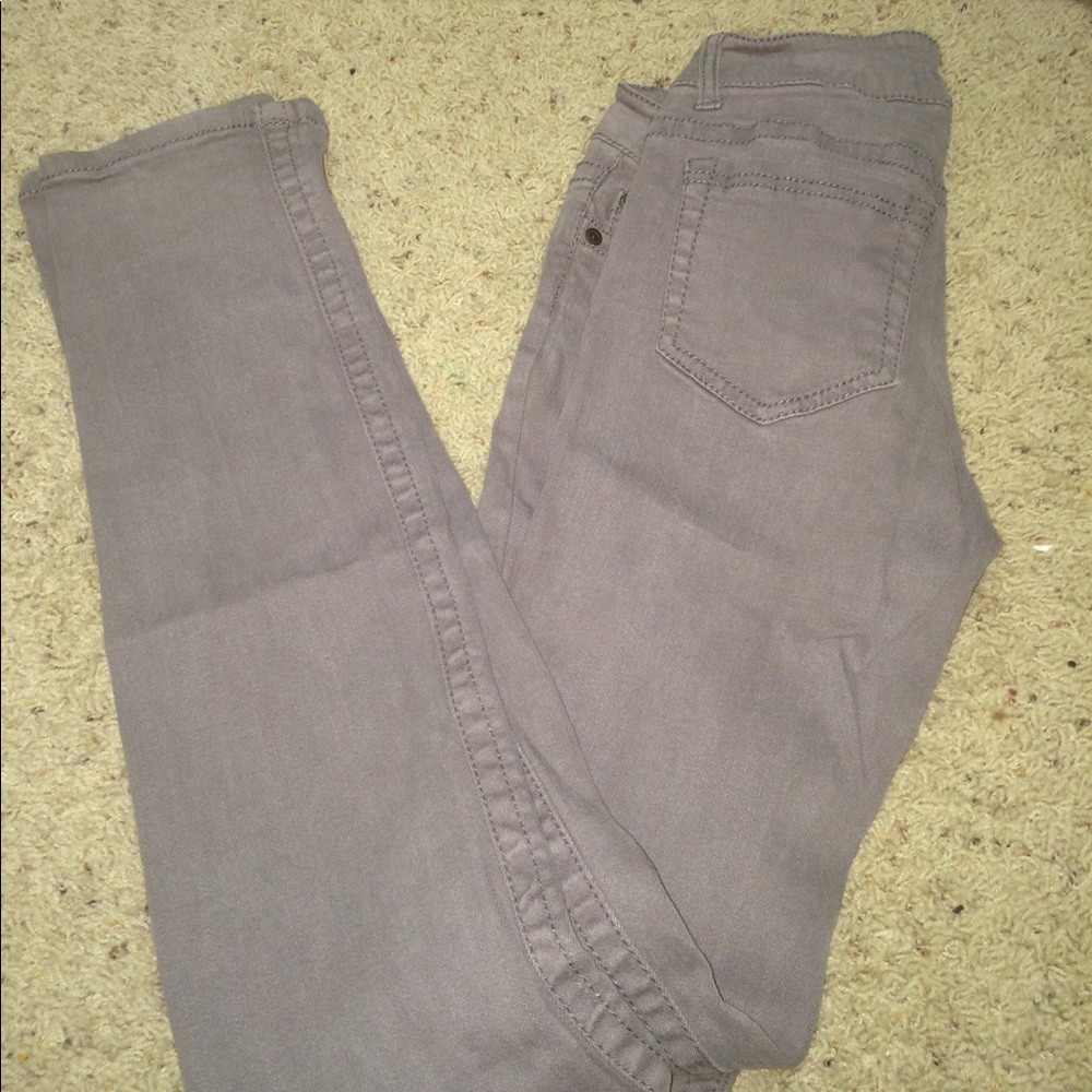 Forever 21 Grey skinny jeans!
