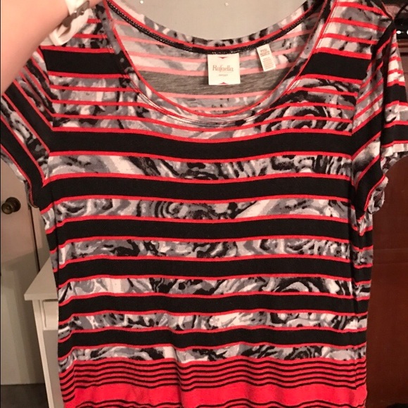 Shirt Bundle ✨👚 - Picture 4 of 4