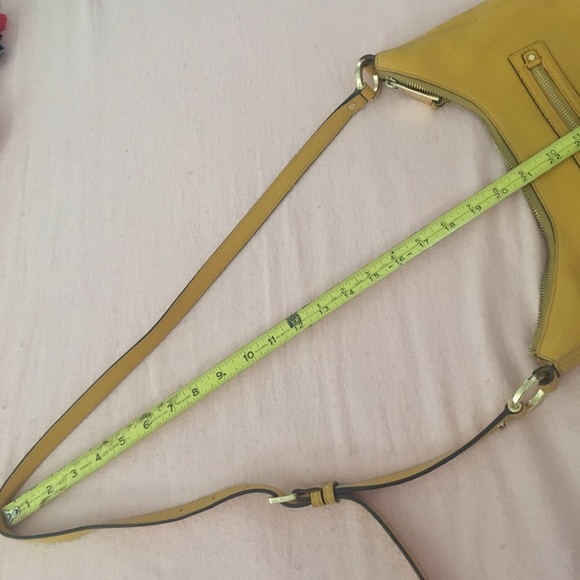 Michael Kors hobo in 🌻 - Picture 6 of 7