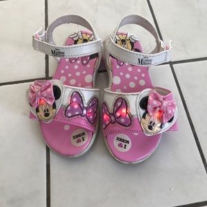 Light up Minnie Mouse sandals
