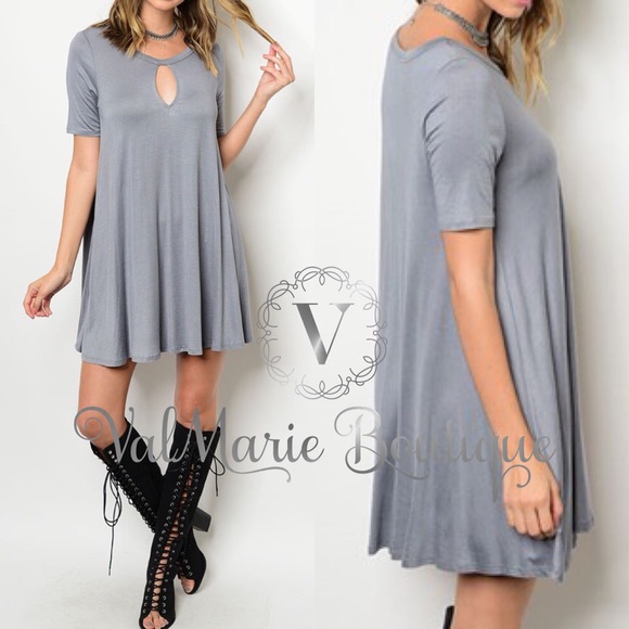 📍CLEARANCE 📍GREY KEYHOLE SOFT SWING DRESS - Picture 2 of 3