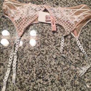 Gorgeous NWT Victoria's Secret Mesh Lace Garter
