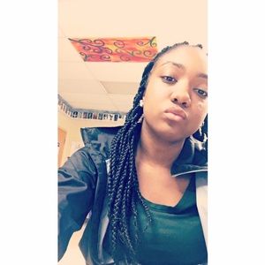 Meet your Posher, Nikki