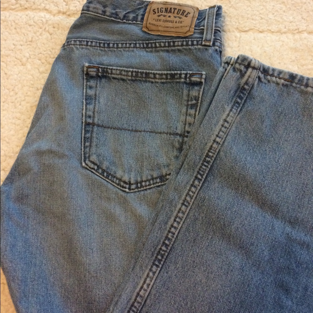 *donated* Men's Levi Strauss Jeans 33x32