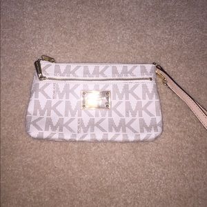 MIchael Kors wristlet