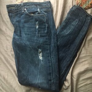 NWOT Paige Skyline Distressed Skinny Jeans