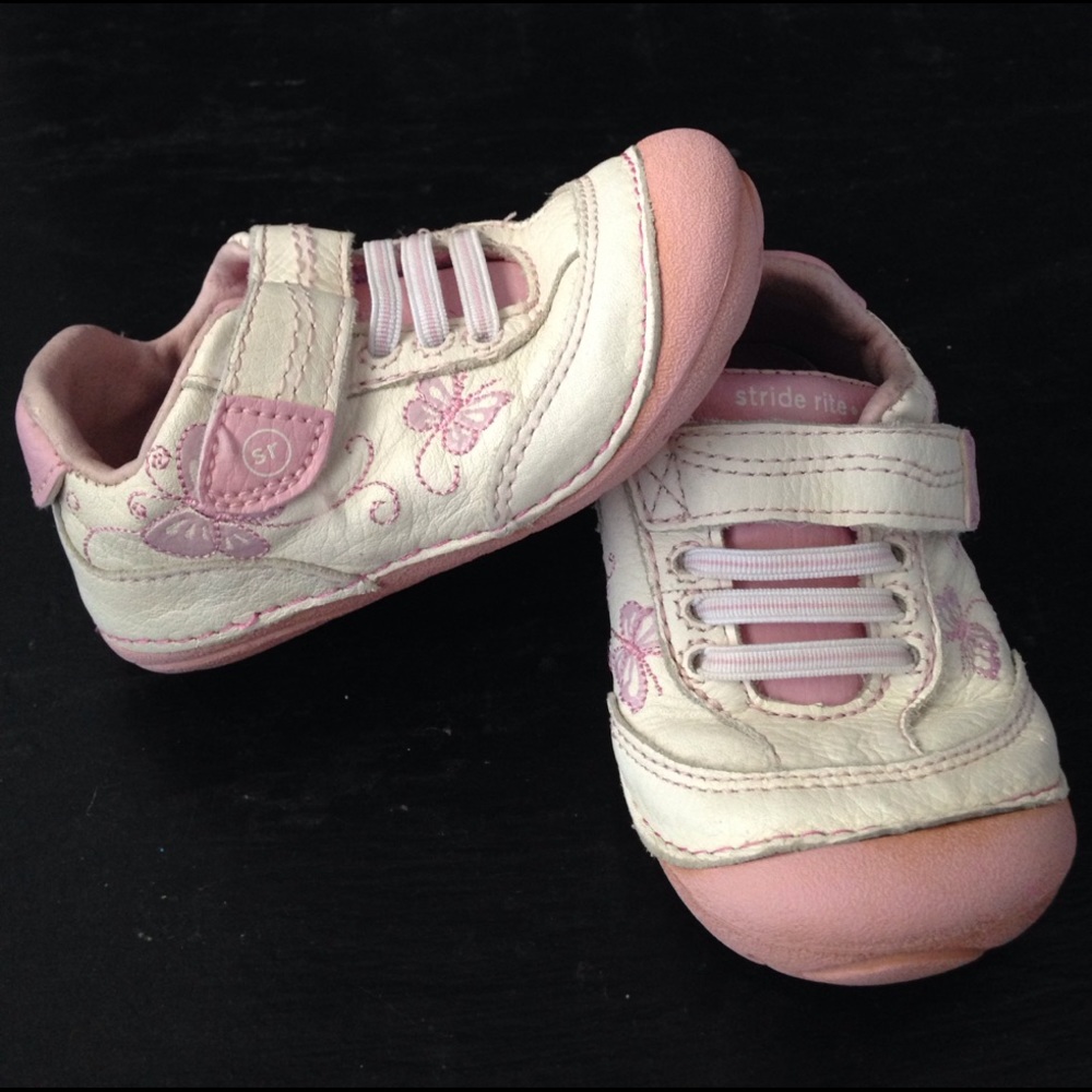 Girls Stride Rite Bambi Sneakers size 5W