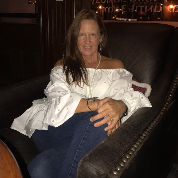 White Pearl Accent Off The Shoulder Top - Picture 7 of 7