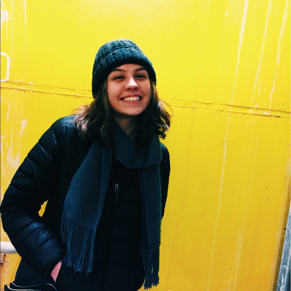 Meet your Posher, Madeleine