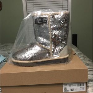 UGG boots, brand new, size 10