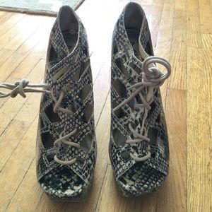 Sexy Snakeskin Block Heels