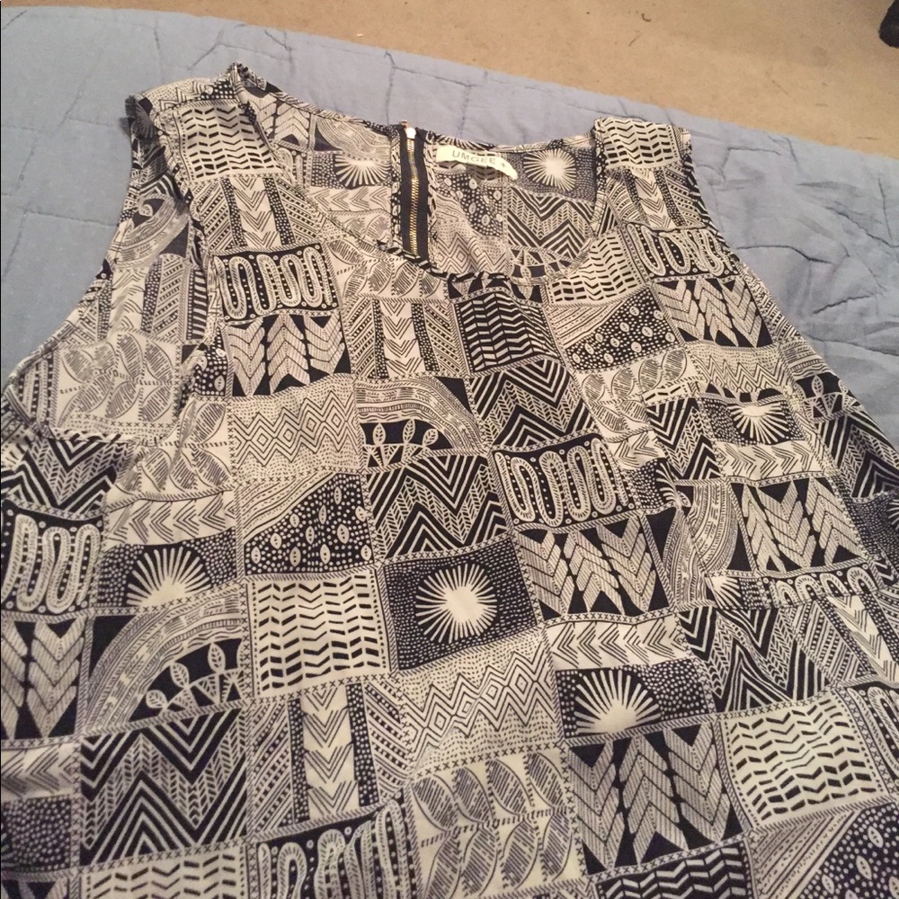 Pattern blouse sleeveless