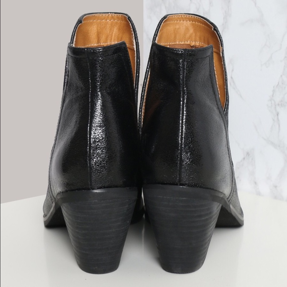 Western Shimmer Chunky Heel Cowgirl Bootie - Picture 5 of 7