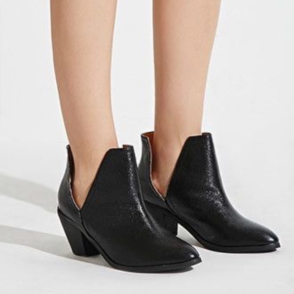 Western Shimmer Chunky Heel Cowgirl Bootie - Picture 2 of 7