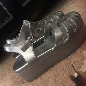 Silver platforms!