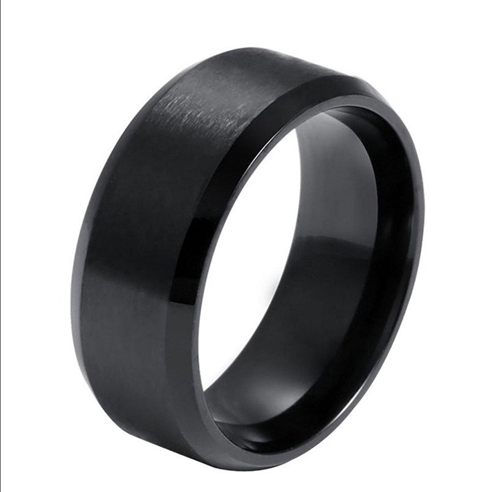 Beautiful stainless steel black ring -wedding band