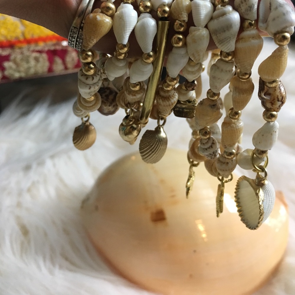 Time seashell mermaid charm bracelets (3 per set)