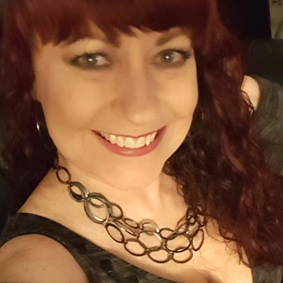 Meet your Posher, Dawn - Picture 1 of 1