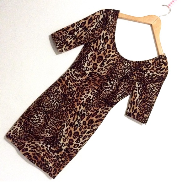 Dresses & Skirts - Leopard Print Mini Dress