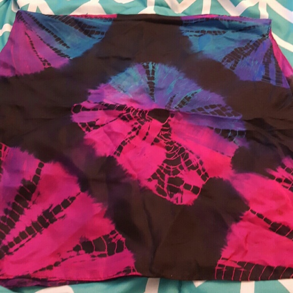 Scarf - Picture 2 of 2