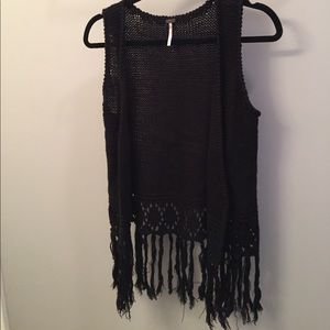 Black short sleeve cardigan M