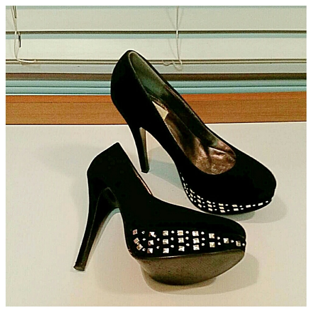 Bolaro by Summer Rio black heels