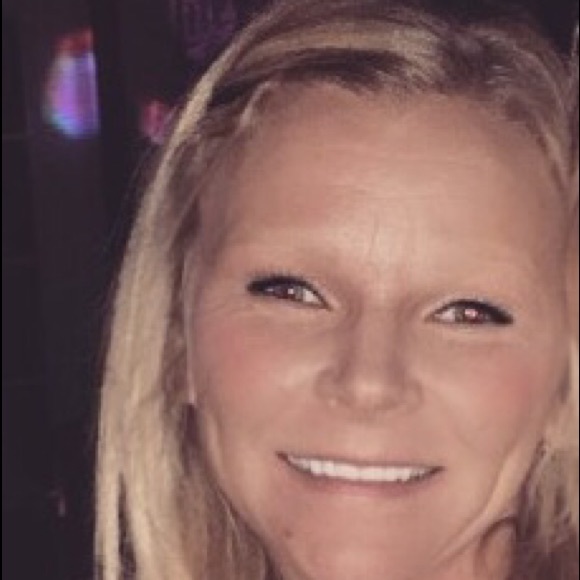 Meet your Posher, Janice - Picture 1 of 1