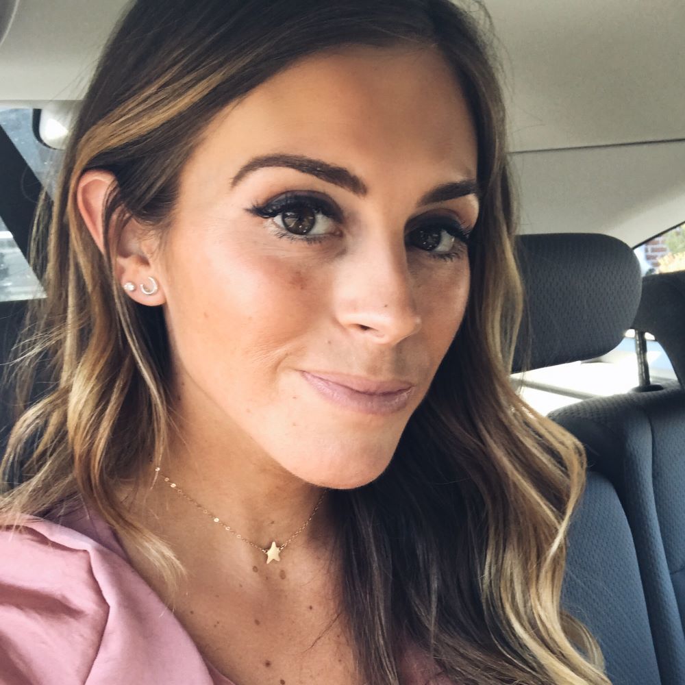 Meet your Posher, Claire