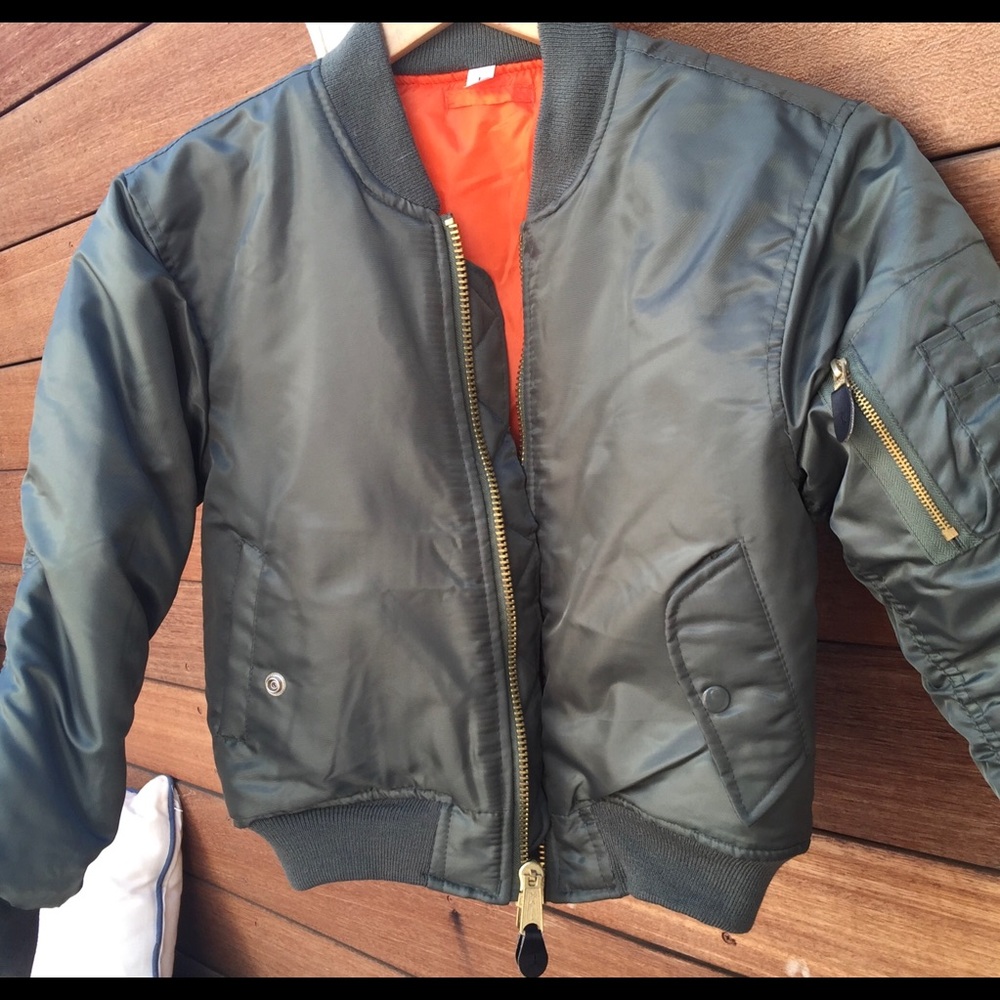 Bomber jacket