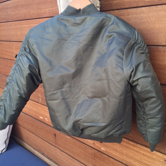 Bomber jacket - Picture 3 of 4